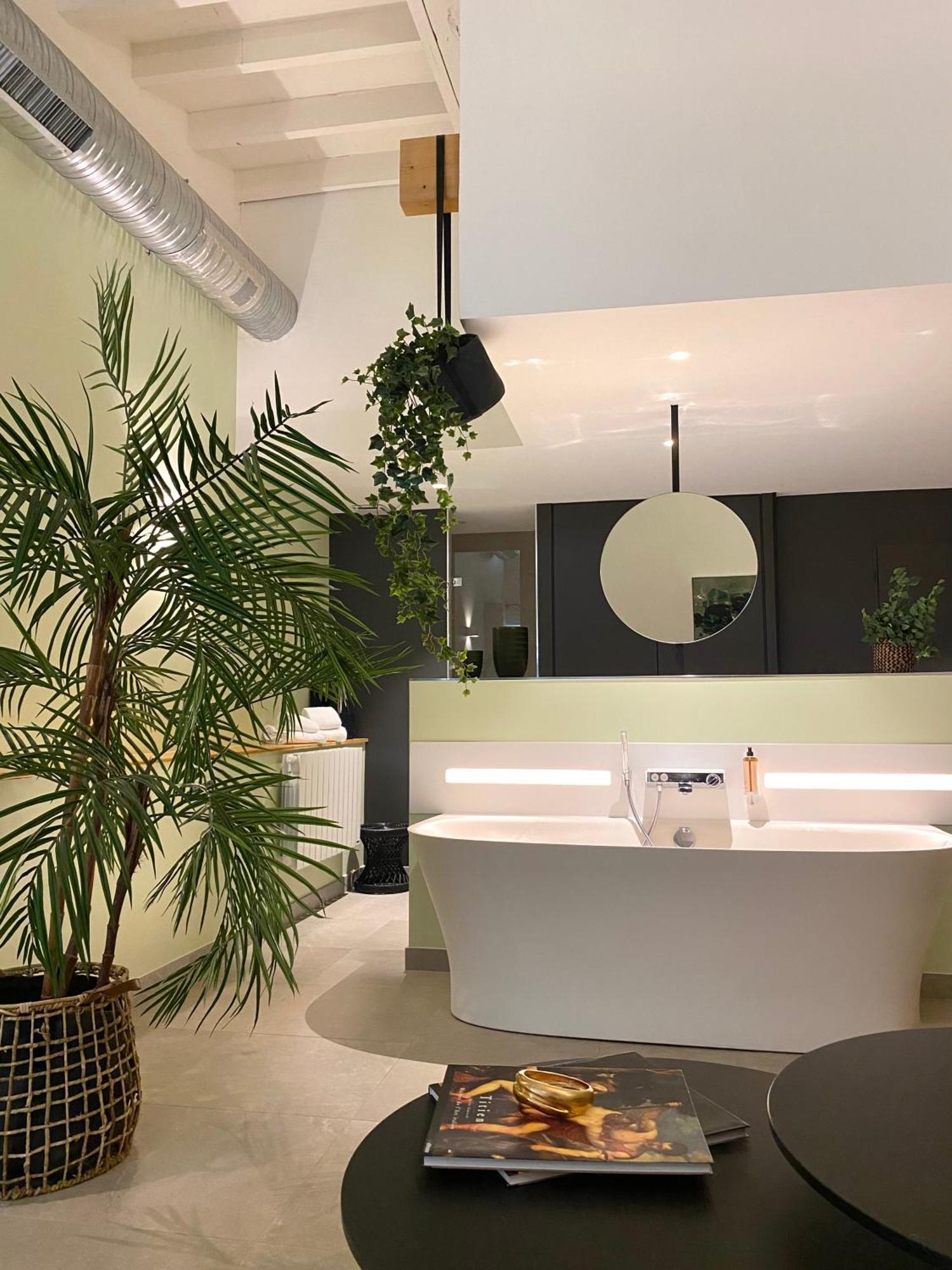 Mihotel Comte Lyon Zewnętrze zdjęcie