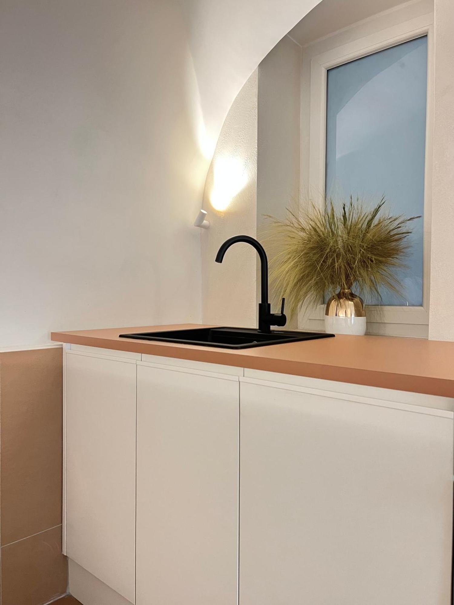 Mihotel Comte Lyon Zewnętrze zdjęcie